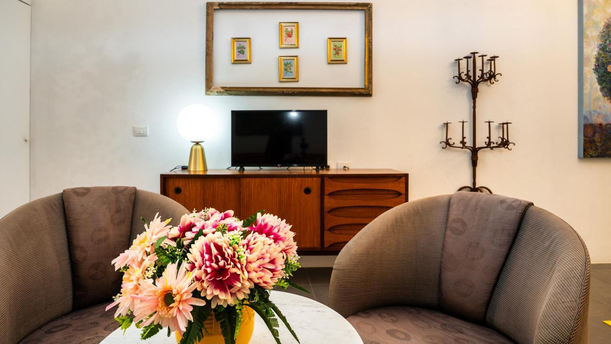 Ortigia Courtyard By Ortigia Apartment *